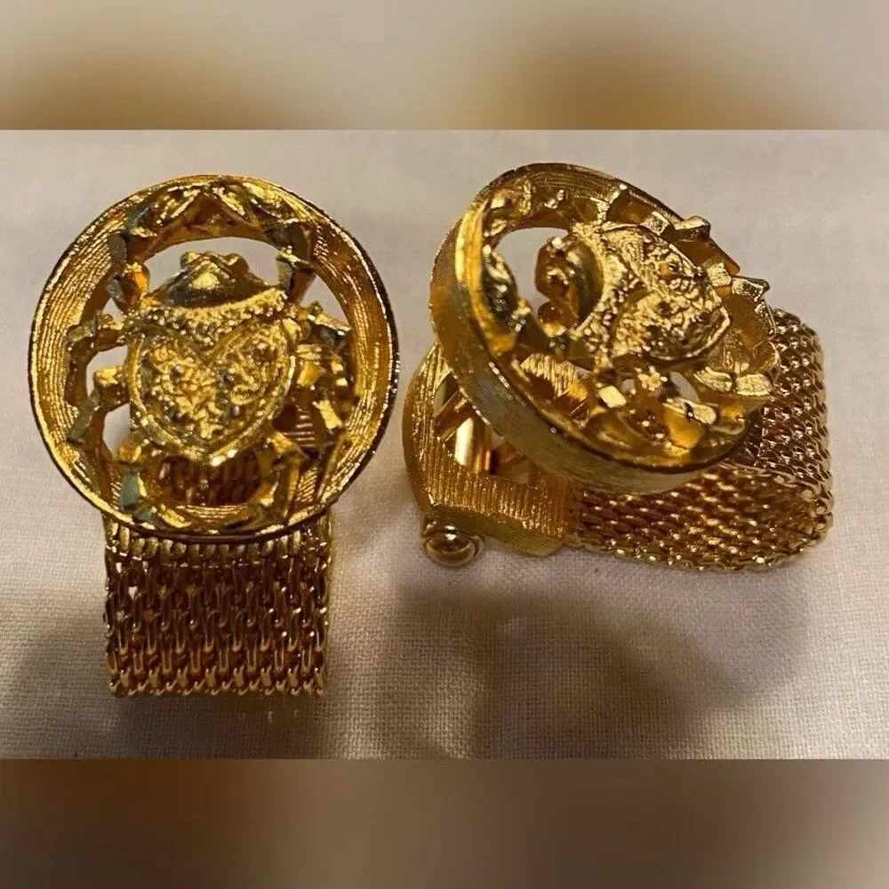 Men’s Cuff Links Gold Tone Cancer Crab Zodiac Mesh Wrap Vintage